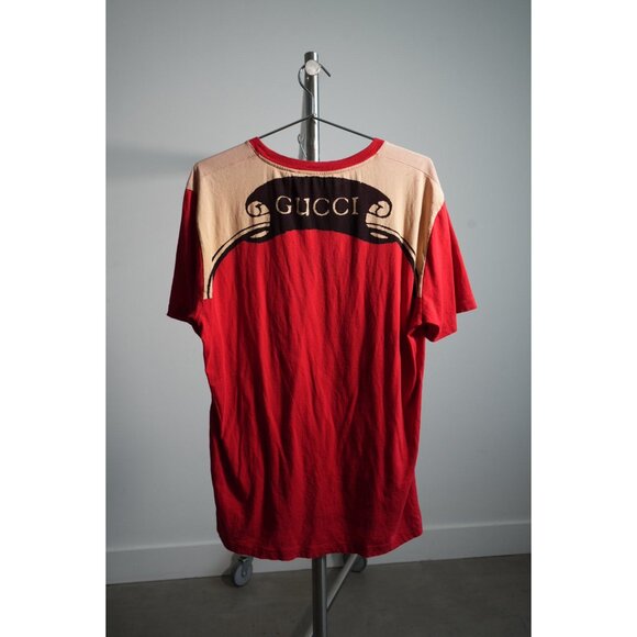 Gucci Cat Print "L'Aveugle Par Amour" Tee Shirt Red & Beige - Picture 2 of 3